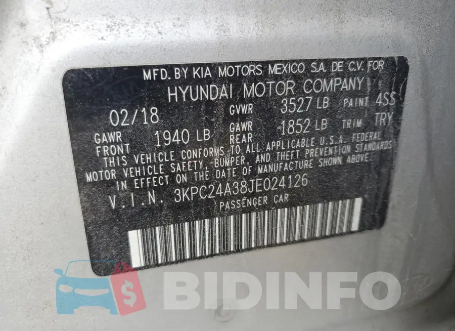 3KPC24A38JE024126 Photo# 12