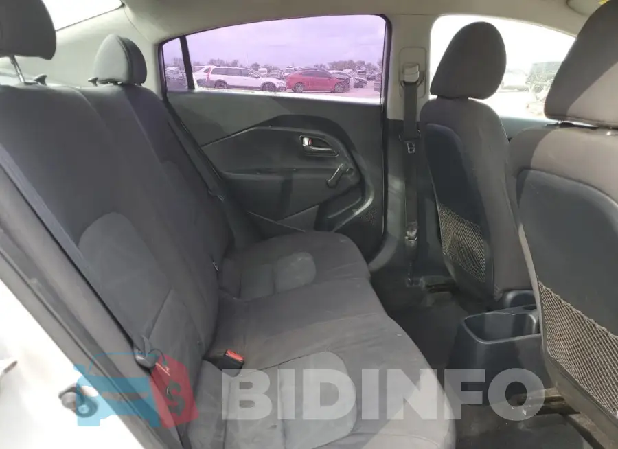KNADM4A39F6494898 Photo# 10