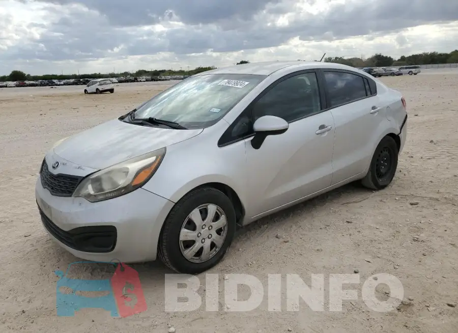 KNADM4A39F6494898 Photo# 1