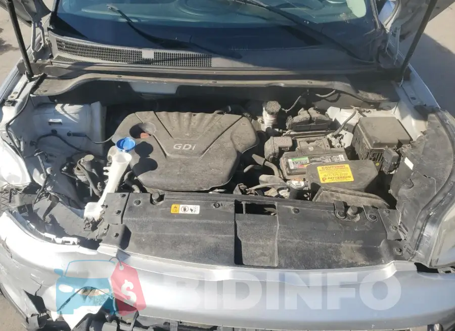 KNDJN2A2XF7770840 Photo# 12