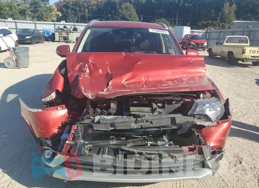 JA4AD3A37JZ068094 Photo# 5