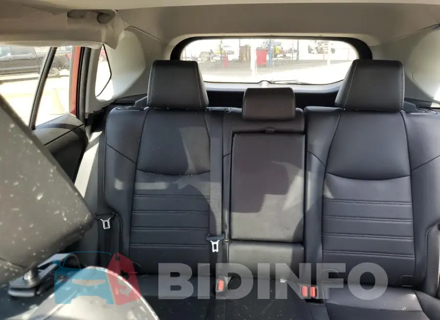 2T3A1RFV4NW296894 Photo# 10