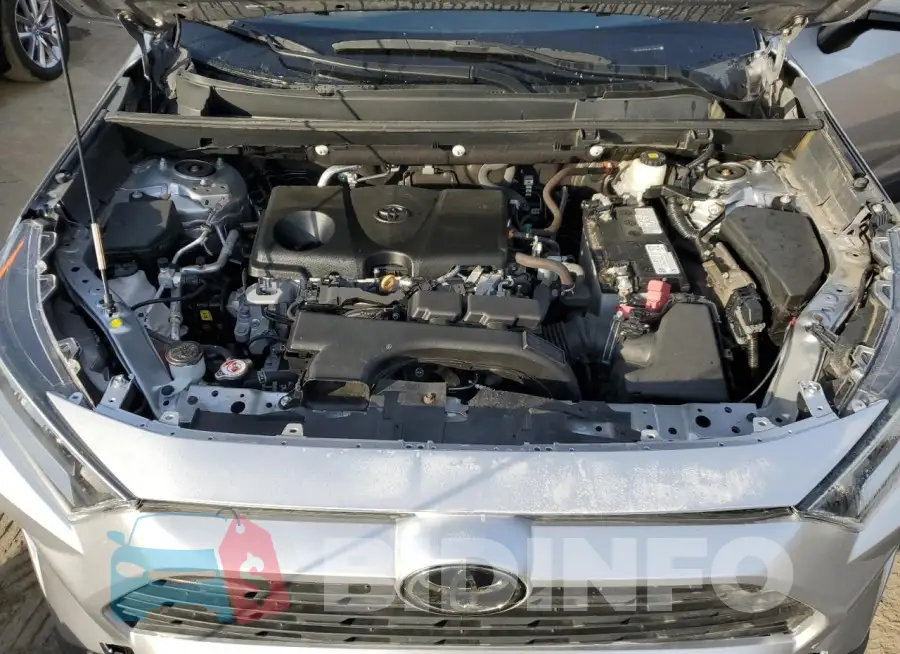 2T3W1RFVXMC106070 Photo# 12
