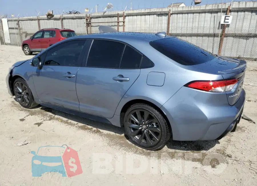 JTDBCMFE7RJ033563 Photo# 2