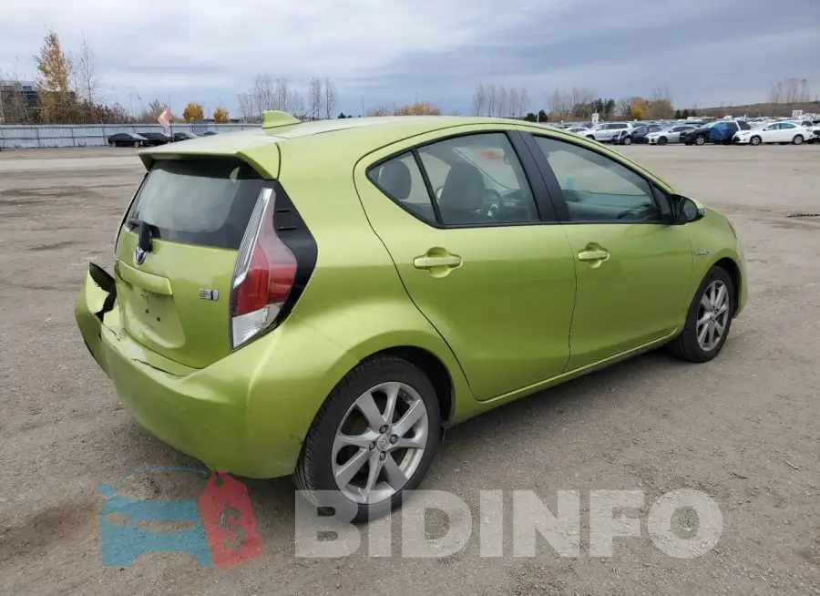 JTDKDTB38G1126245 Photo# 3