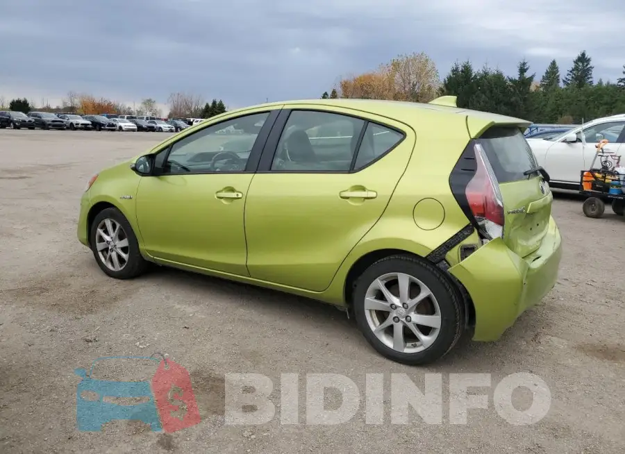 JTDKDTB38G1126245 Photo# 2
