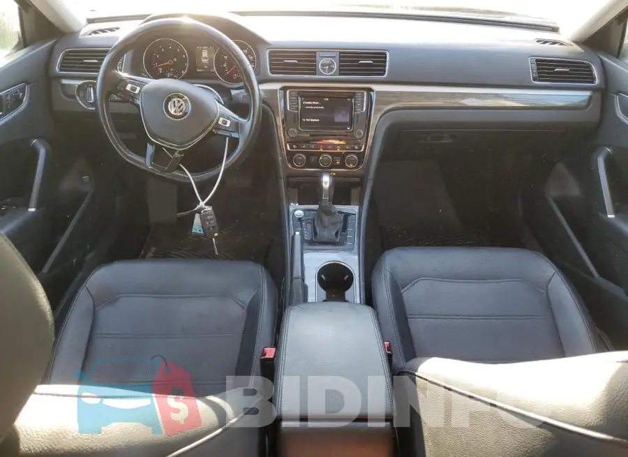 1VWGT7A30HC074792 Photo# 8
