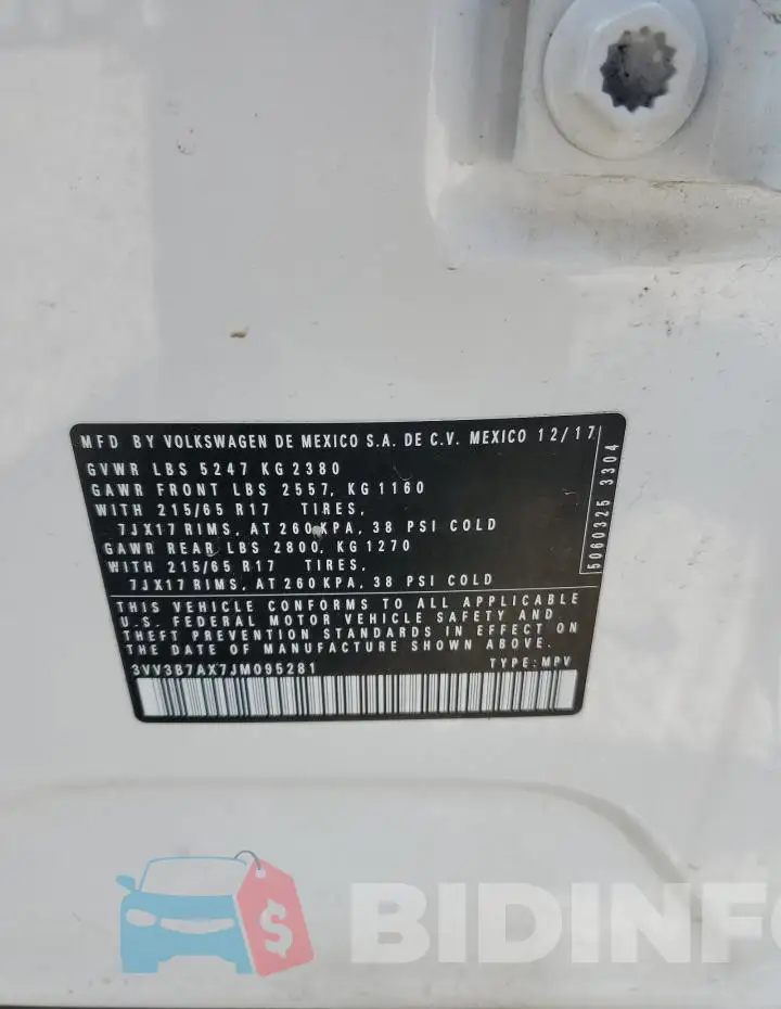 3VV3B7AX7JM095281 Photo# 14