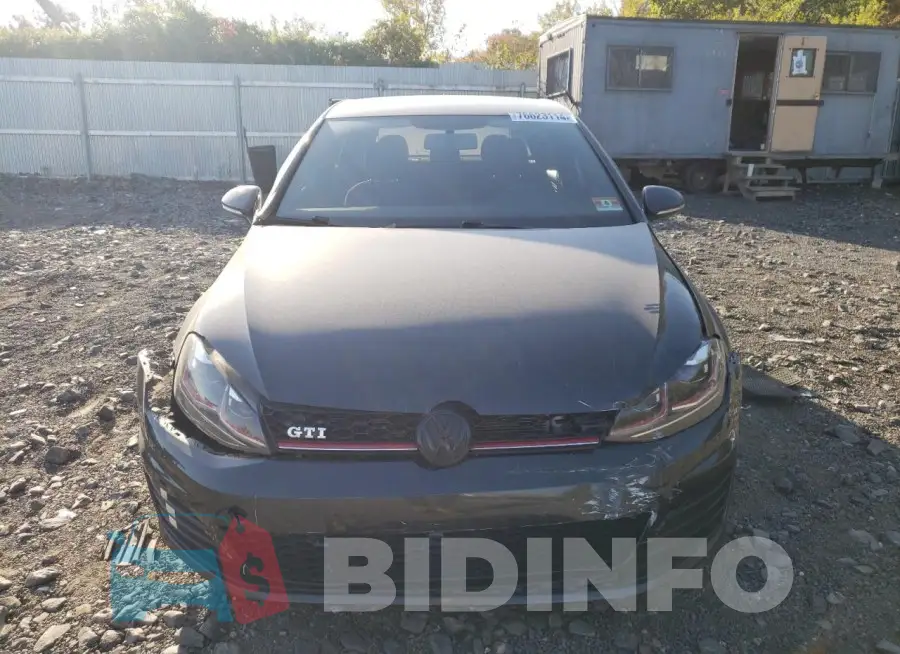 3VW5T7AU2HM056342 Photo# 5