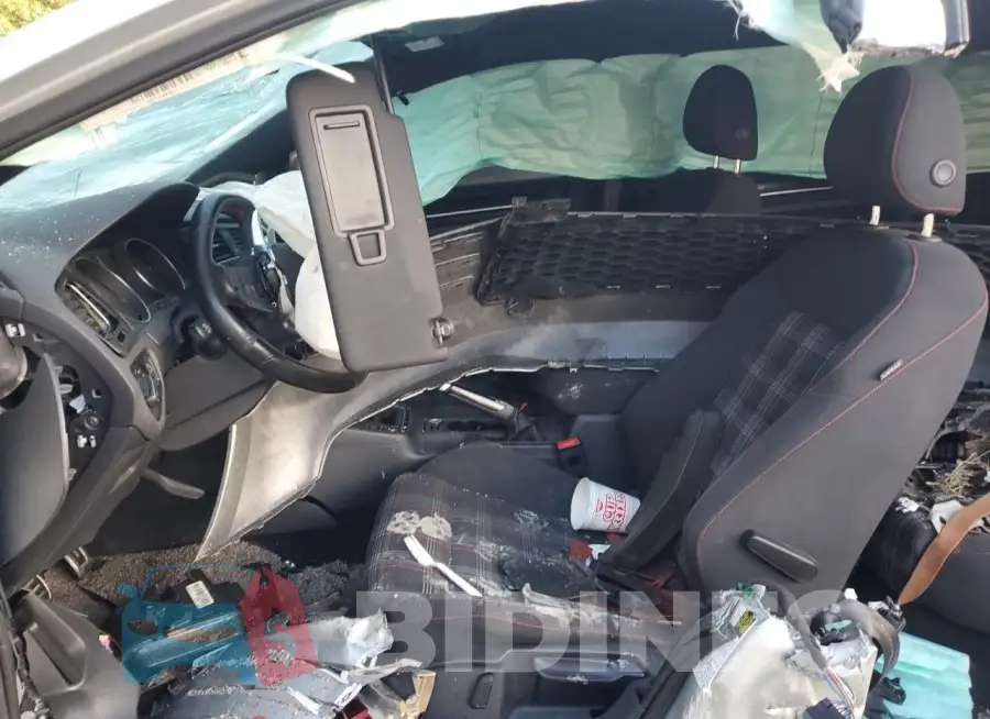3VW5T7AU9HM012581 Photo# 7