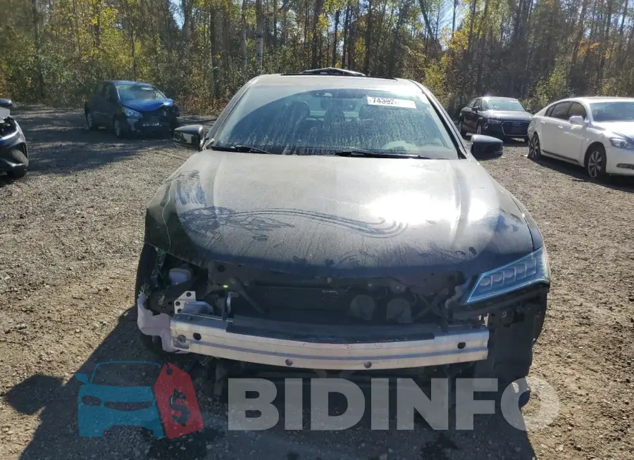 19UUB1F55FA800110 Photo# 5