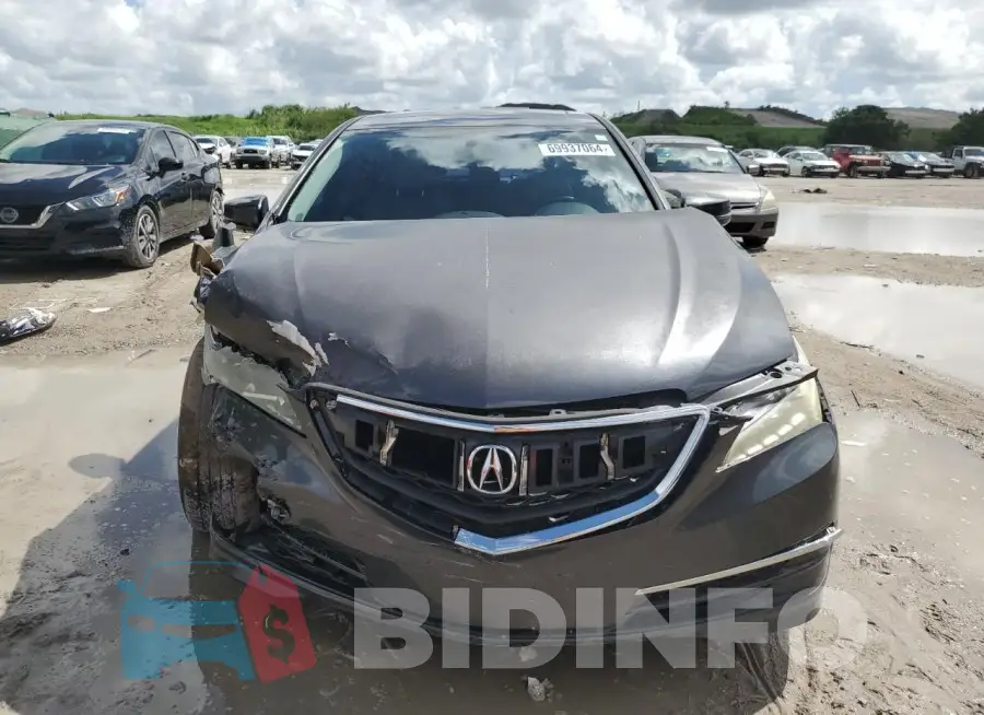 19UUB2F39GA004398 Photo# 5