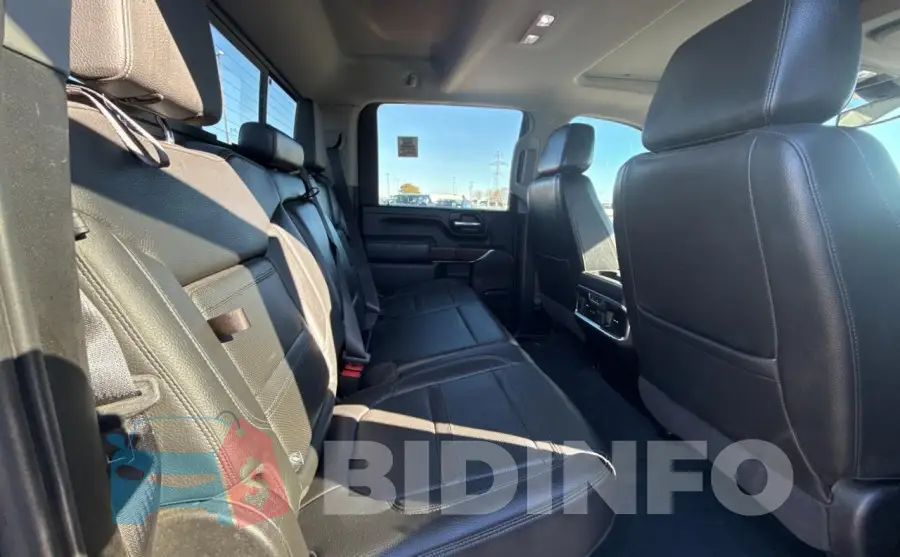 1GT49REY7LF105954 Photo# 6