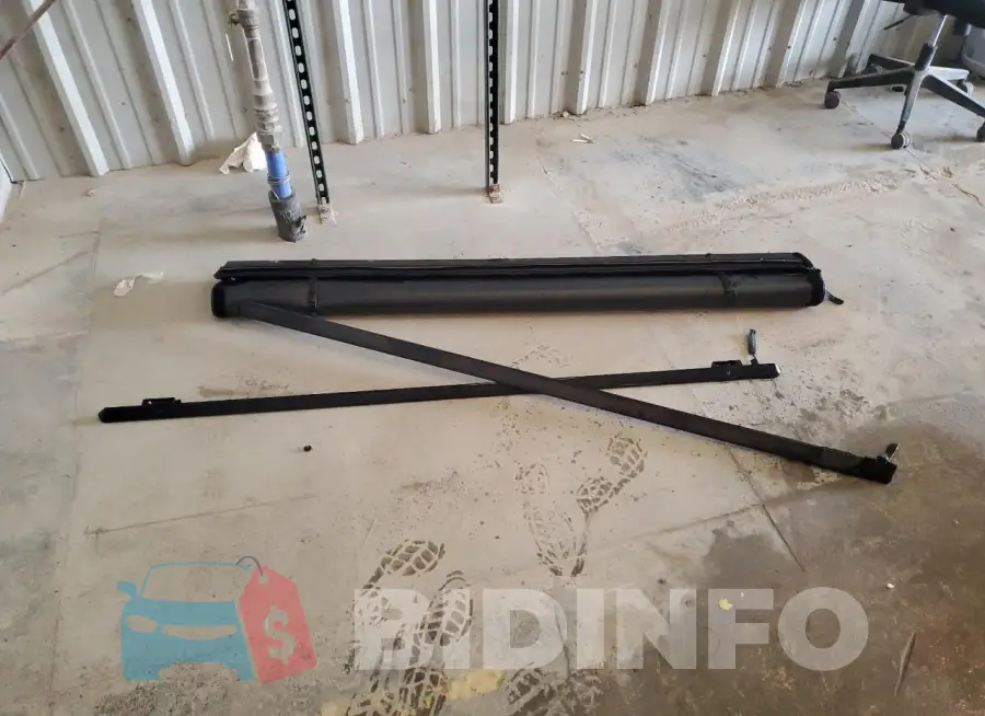 3GTU2PEC0HG466476 Photo# 12