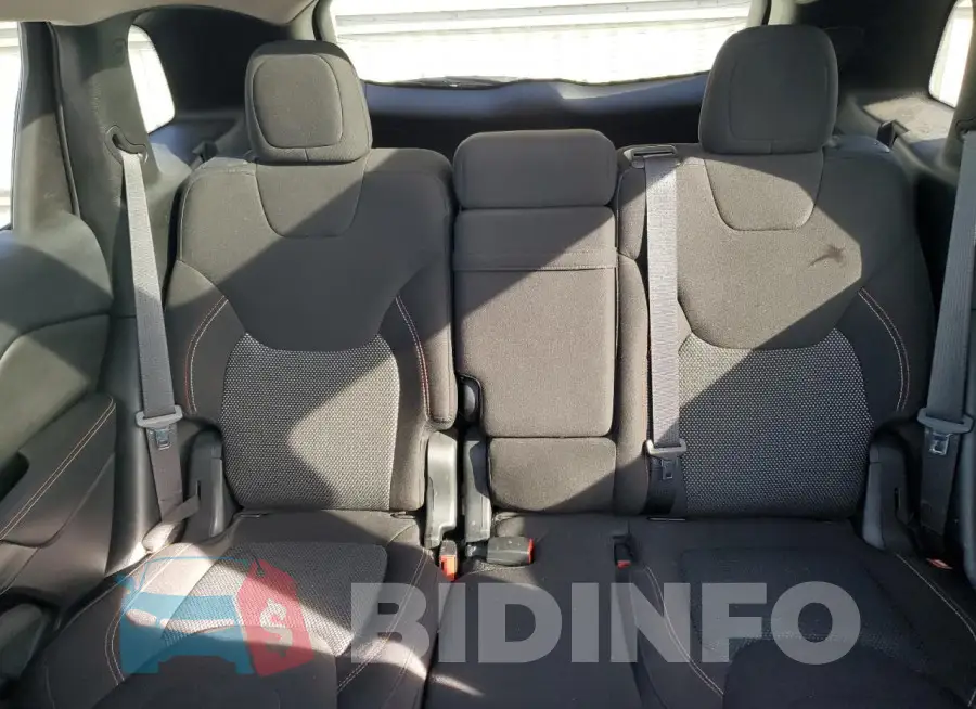 1C4PJLCS5GW275915 Photo# 10