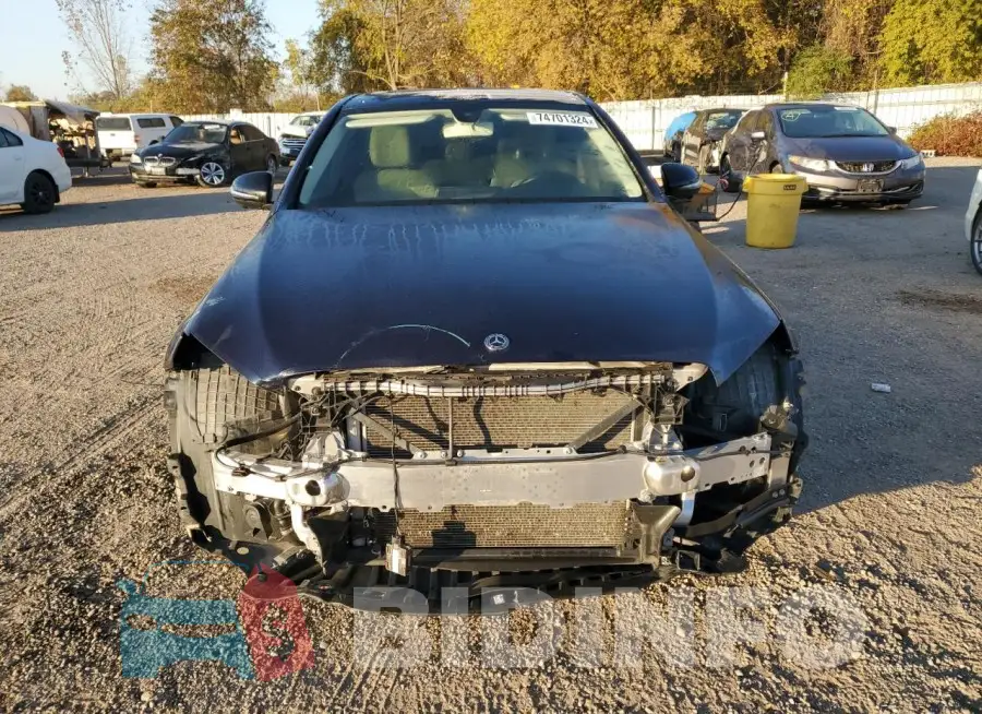 55SWF8EB8LU323931 Photo# 5