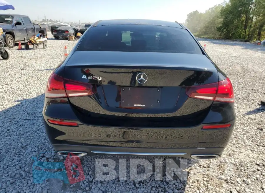 WDD3G4EB9KW034311 Photo# 6