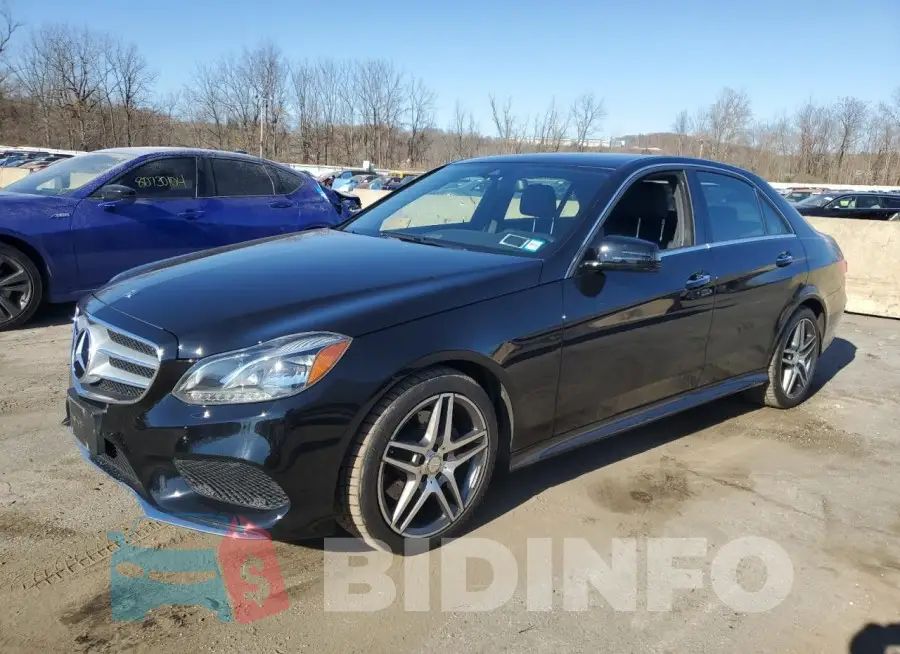 WDDHF8JB3FB109314 Photo# 1