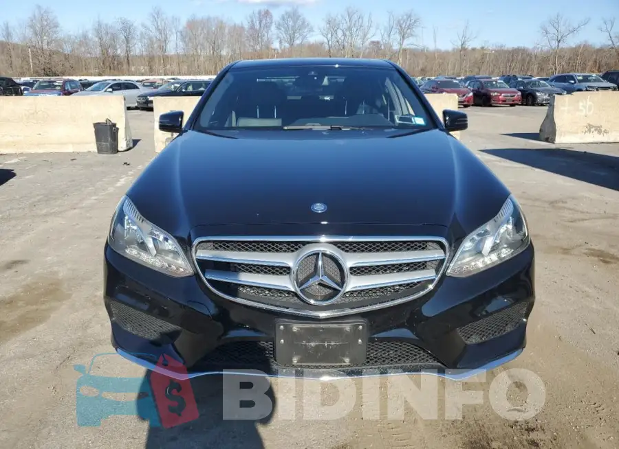 WDDHF8JB3FB109314 Photo# 5