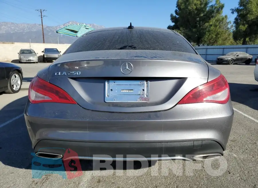 WDDSJ4EB8JN628115 Photo# 6