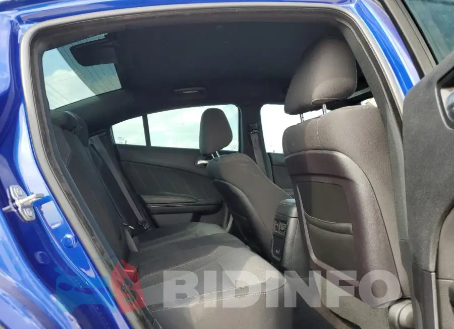 2C3CDXBG4KH685644 Photo# 10