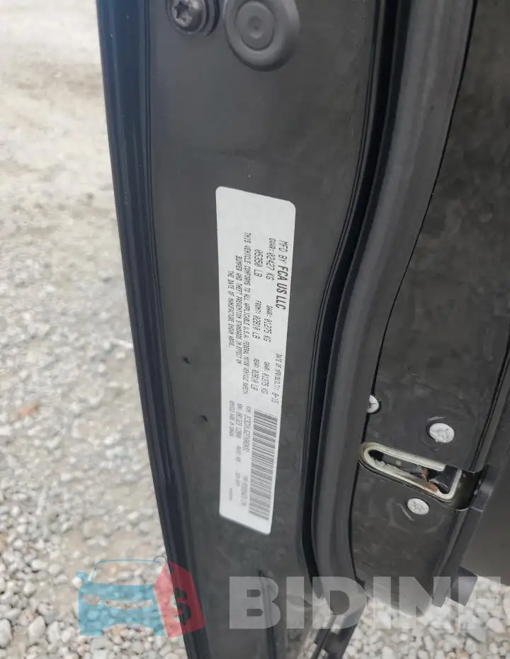 2C3CDXJG2FH903491 Photo# 12