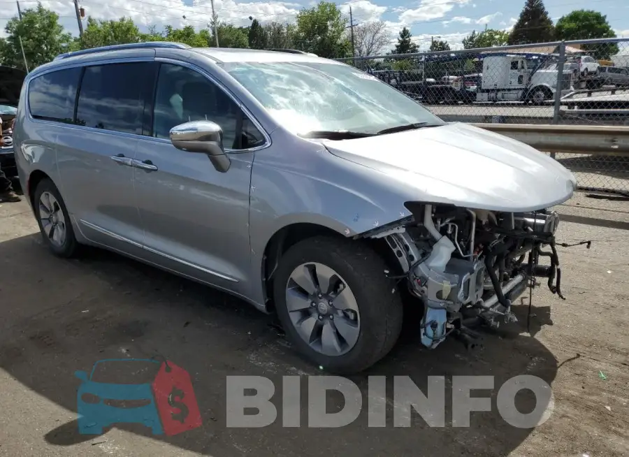 2C4RC1N7XJR214463 Photo# 4