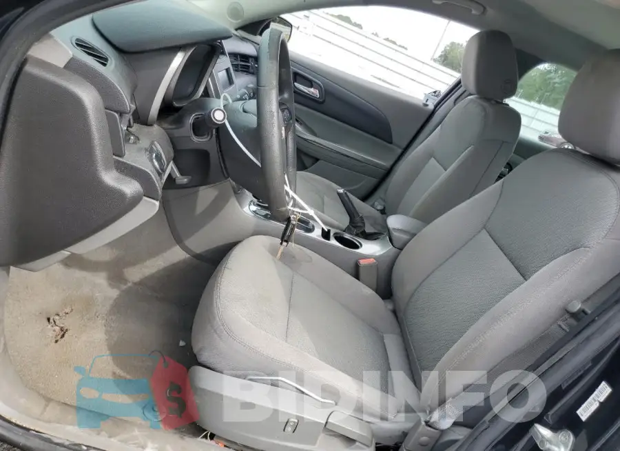 1G11B5SL8FF310687 Photo# 7