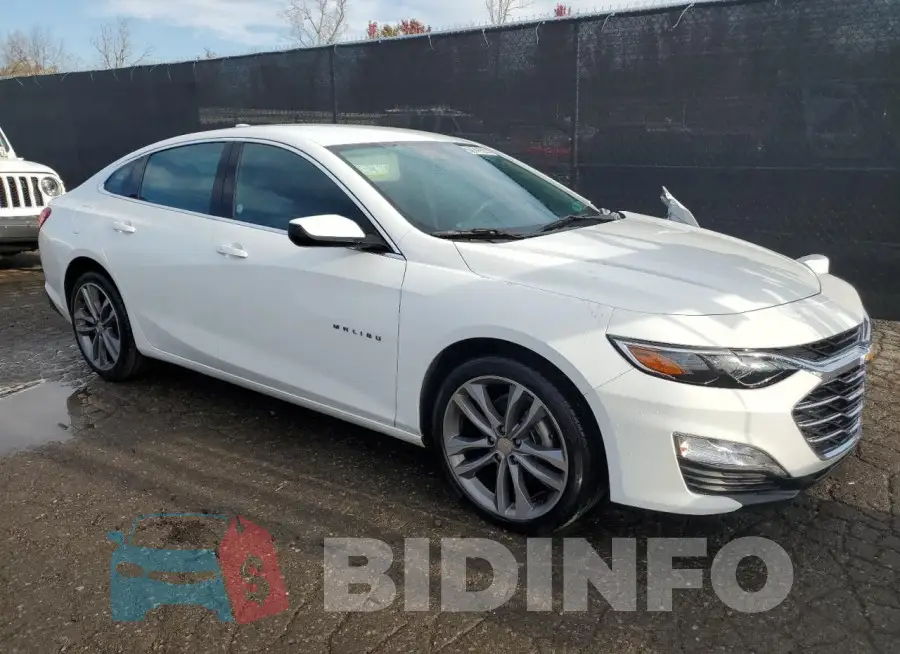 1G1ZD5ST0PF214812 Photo# 4