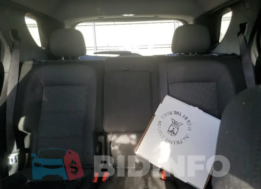 2GNAXTEV9M6139375 Photo# 10