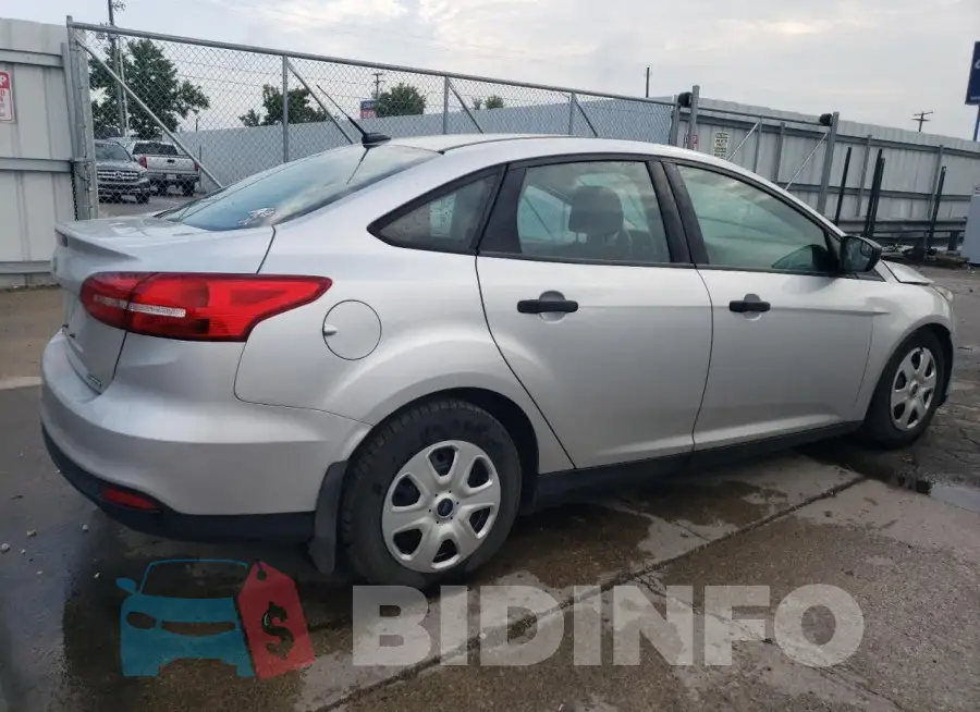 1FADP3E26GL208472 Photo# 3