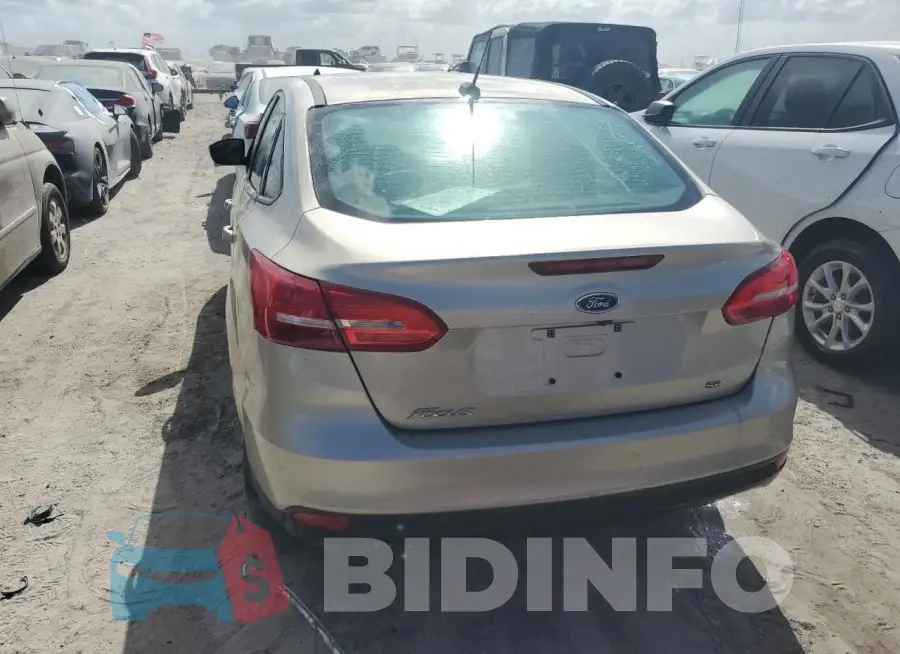 1FADP3F2XJL328099 Photo# 6