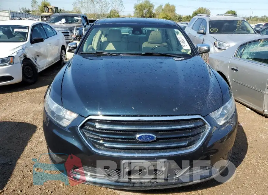 1FAHP2F80FG133564 Photo# 5