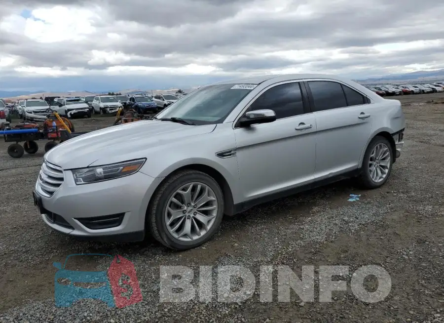 1FAHP2F80FG146959 Photo# 1