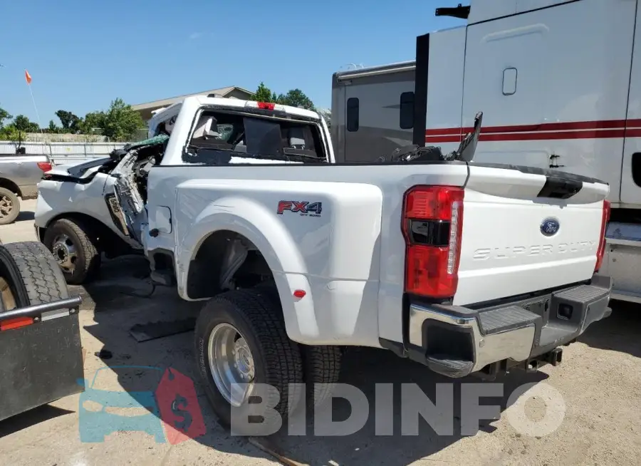 1FT8W3DT1PED85556 Photo# 2