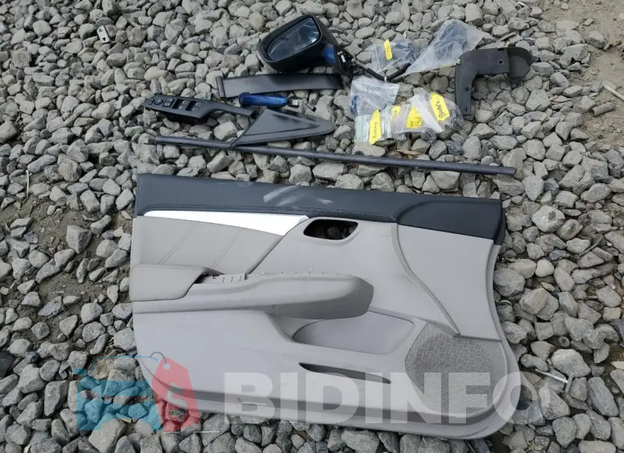 19XFB2F90FE249176 Photo# 12