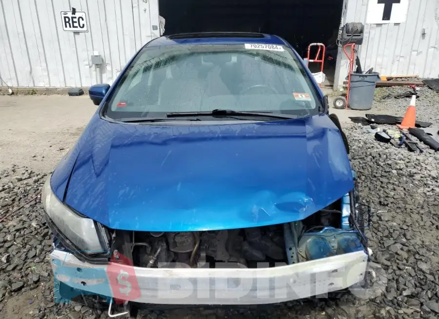 19XFB2F90FE249176 Photo# 5