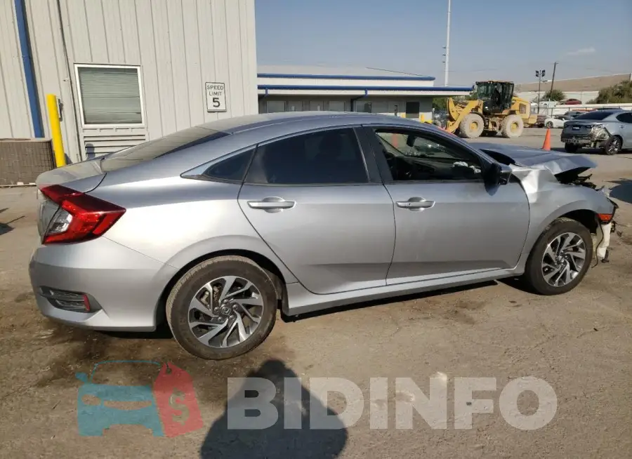19XFC2F79GE217940 Photo# 3