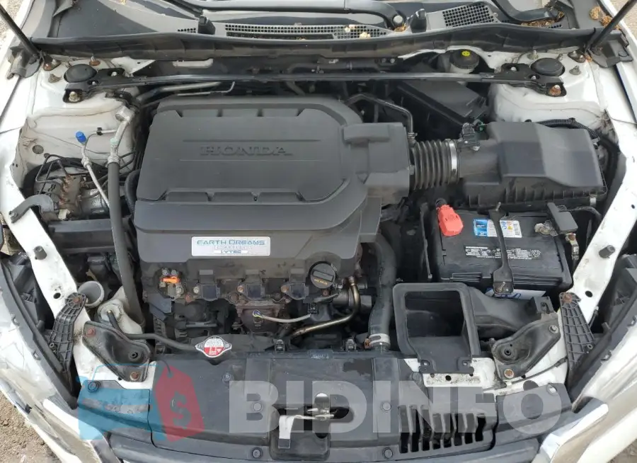 1HGCR3F90FA800022 Photo# 11