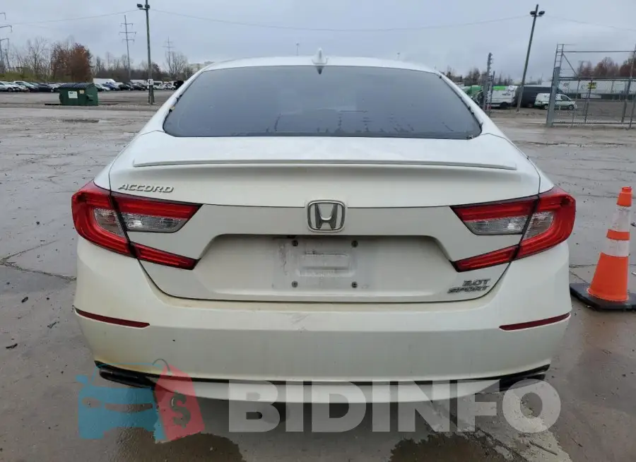 1HGCV2F31JA042556 Photo# 6