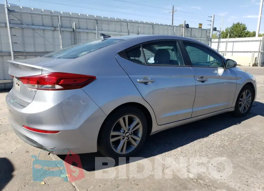 5NPD84LF5HH102832 Photo# 3