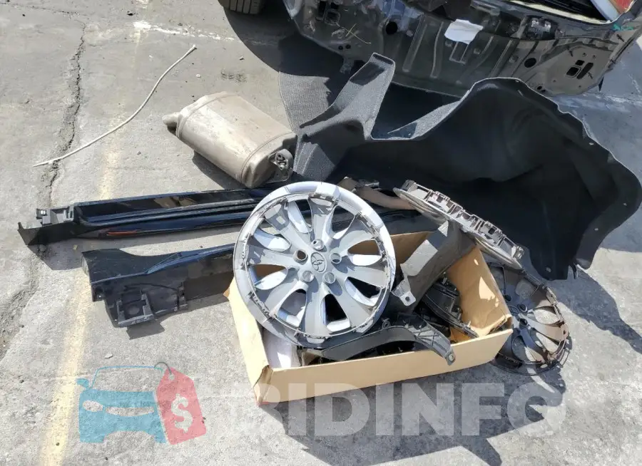 5YFB4MDE6PP047172 Photo# 12