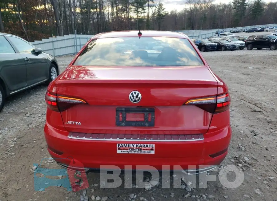 3VWCB7BU4KM135561 Photo# 6