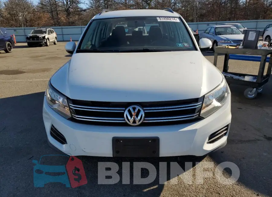 WVGAV7AX7FW610893 Photo# 5