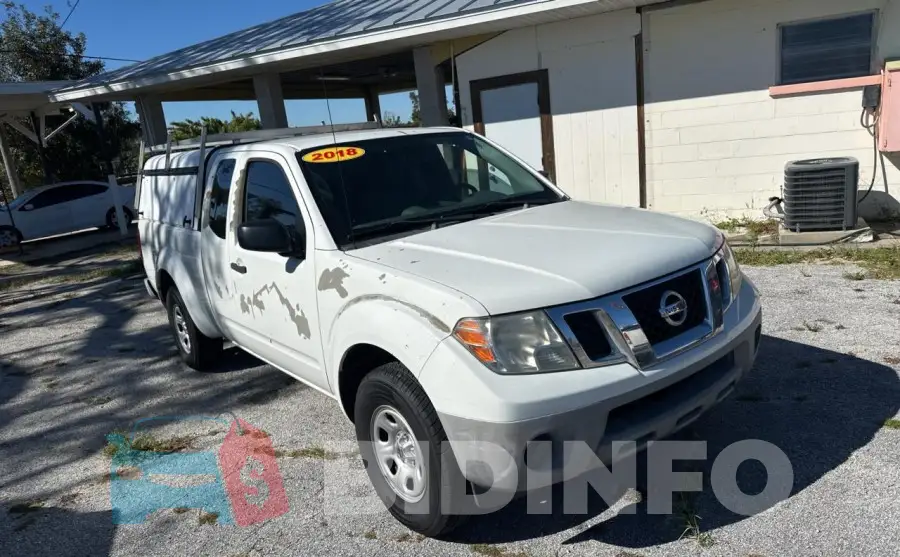 1N6BD0CT5JN706854 Photo# 1