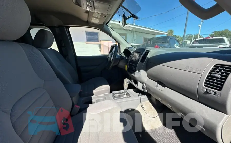 1N6BD0CT5JN706854 Photo# 5