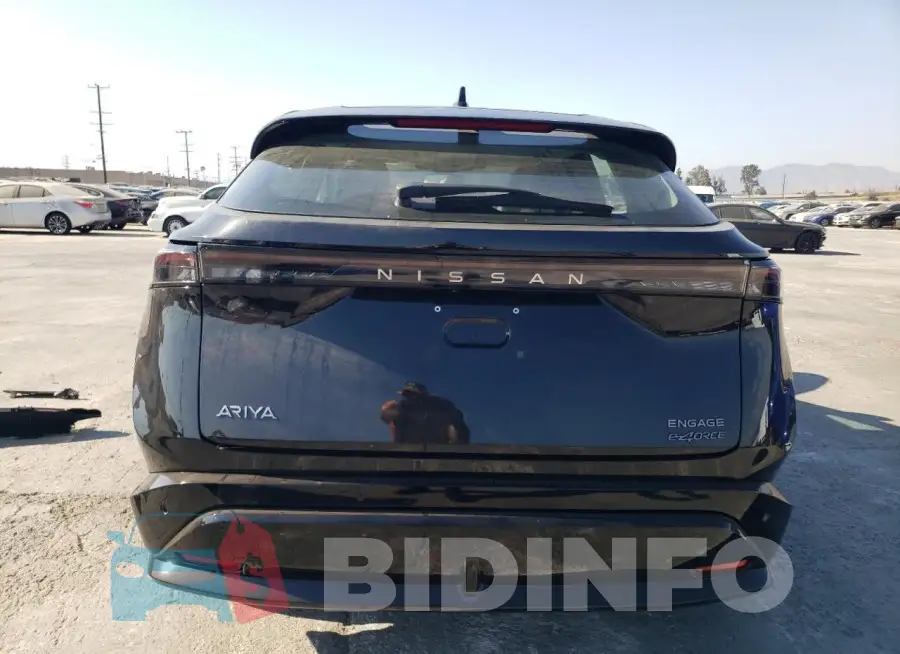 JN1CF0BBXRM736897 Photo# 6