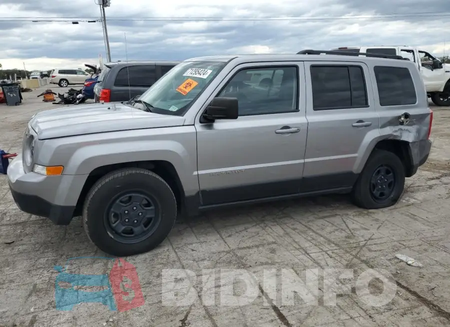 1C4NJPBB5GD677767 Photo# 1