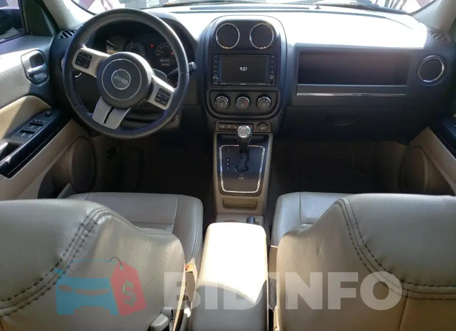 1C4NJRAB7GD737383 Photo# 8