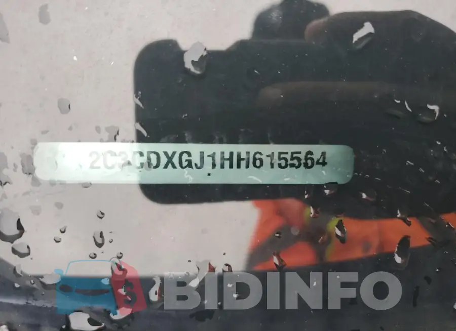 2C3CDXGJ1HH615564 Photo# 13